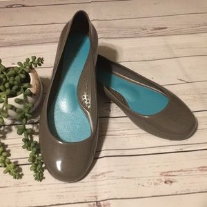 OKA B | gray shiny ballet flats